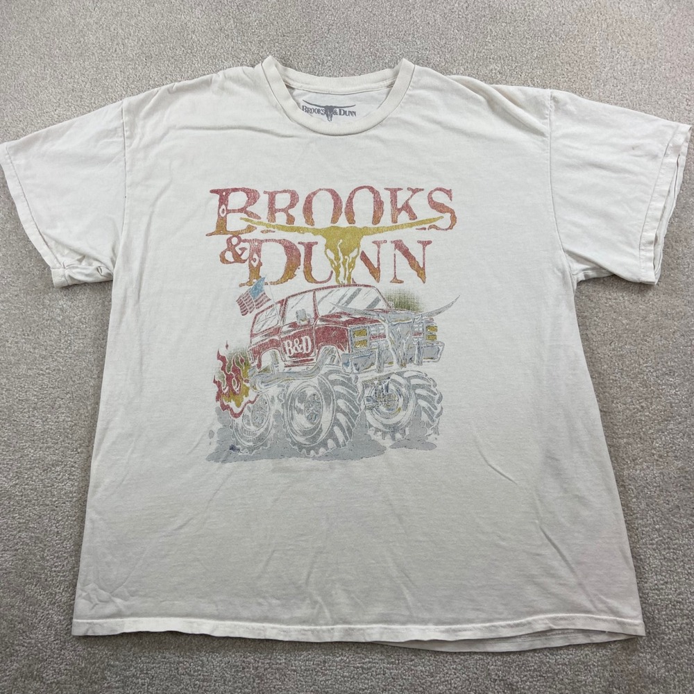 Brooks & Dunn T-Shirt Mens Large Cream Monster Truck Graphic Country Band Tee